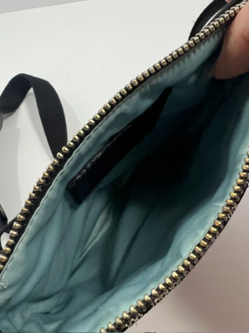 COACH SUTTON SIGNATURE SWINGPACK CROSSBODY GRAY/BLACK JACQUARD 43976 EUC - Picture 8 of 12